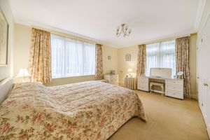 Bedroom- click for photo gallery